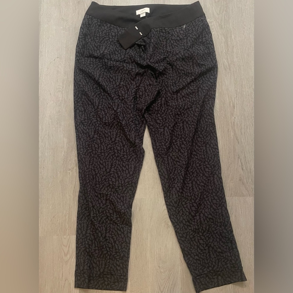Black straight leg Ann Taylor Loft dress pants